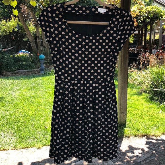 🌺 Maison Jules; Flirty & Fun, “BARBIE” Polka Dot Dress in Misses Size XS! - Picture 6 of 8